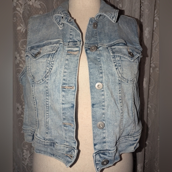Torrid Light Denim Vest 2x/18-20 - Picture 5 of 16
